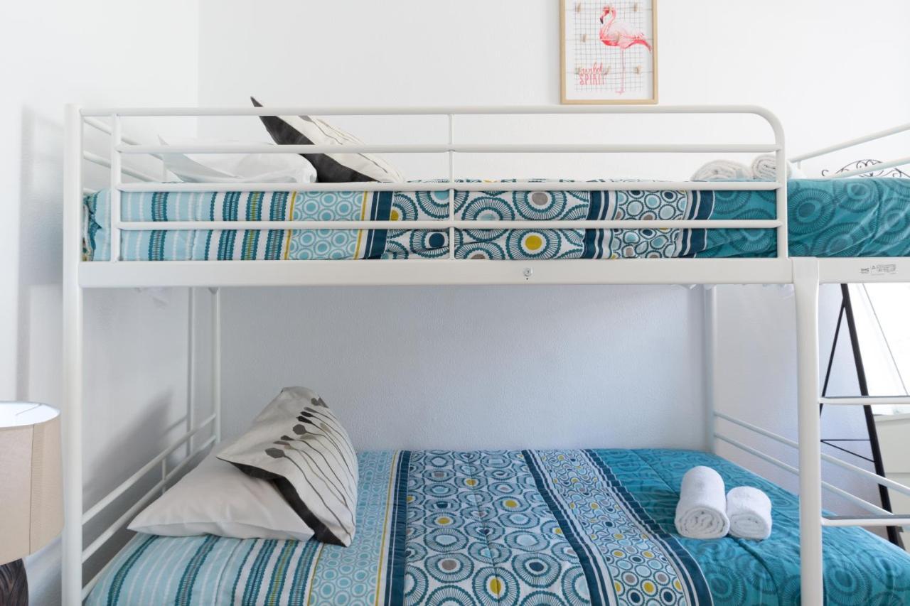 Host Wise - Large Flat W Terrace - Ace Location At Aliados Leilighet Porto Eksteriør bilde