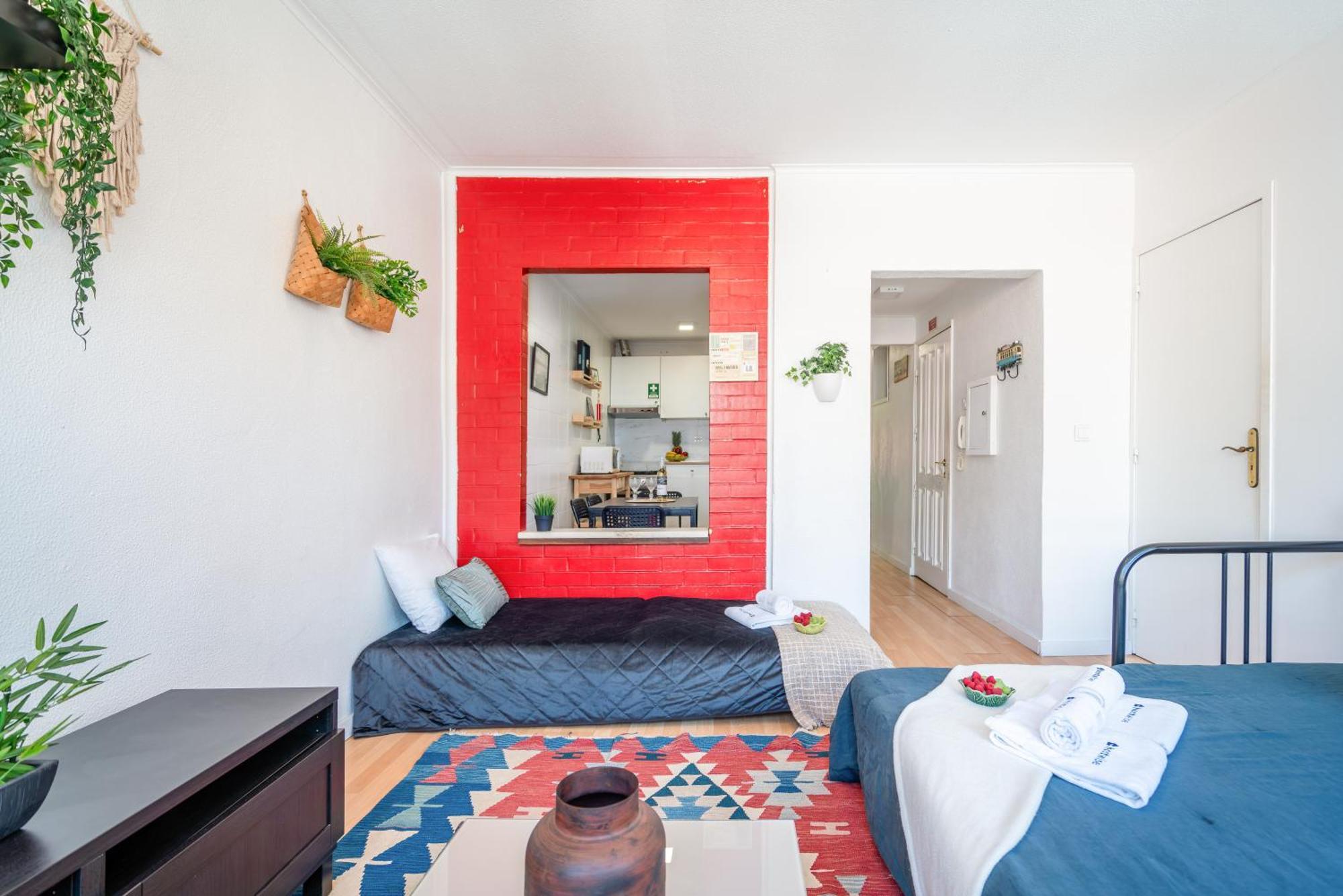 Host Wise - Large Flat W Terrace - Ace Location At Aliados Leilighet Porto Eksteriør bilde