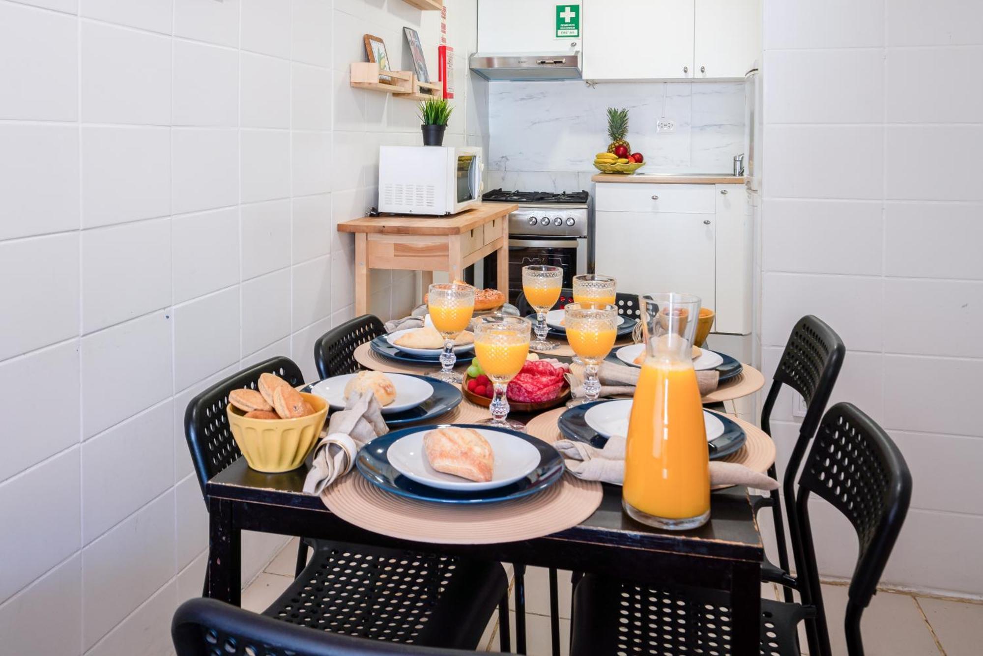 Host Wise - Large Flat W Terrace - Ace Location At Aliados Leilighet Porto Eksteriør bilde
