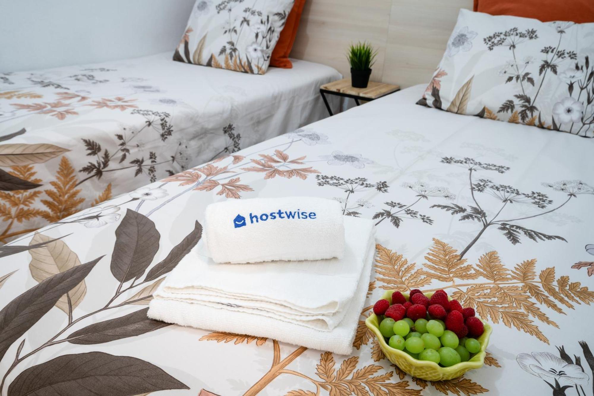 Host Wise - Large Flat W Terrace - Ace Location At Aliados Leilighet Porto Eksteriør bilde