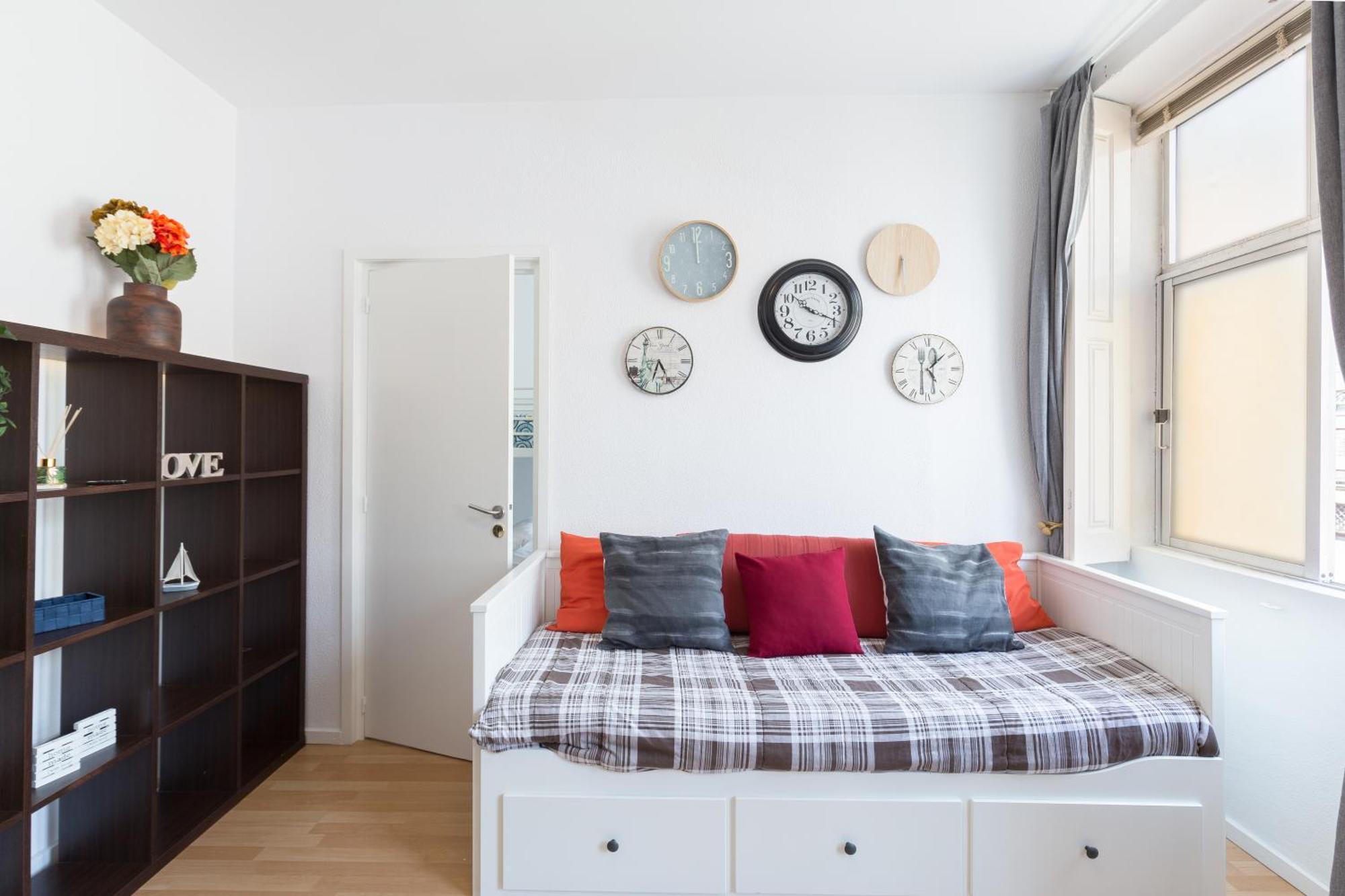 Host Wise - Large Flat W Terrace - Ace Location At Aliados Leilighet Porto Eksteriør bilde