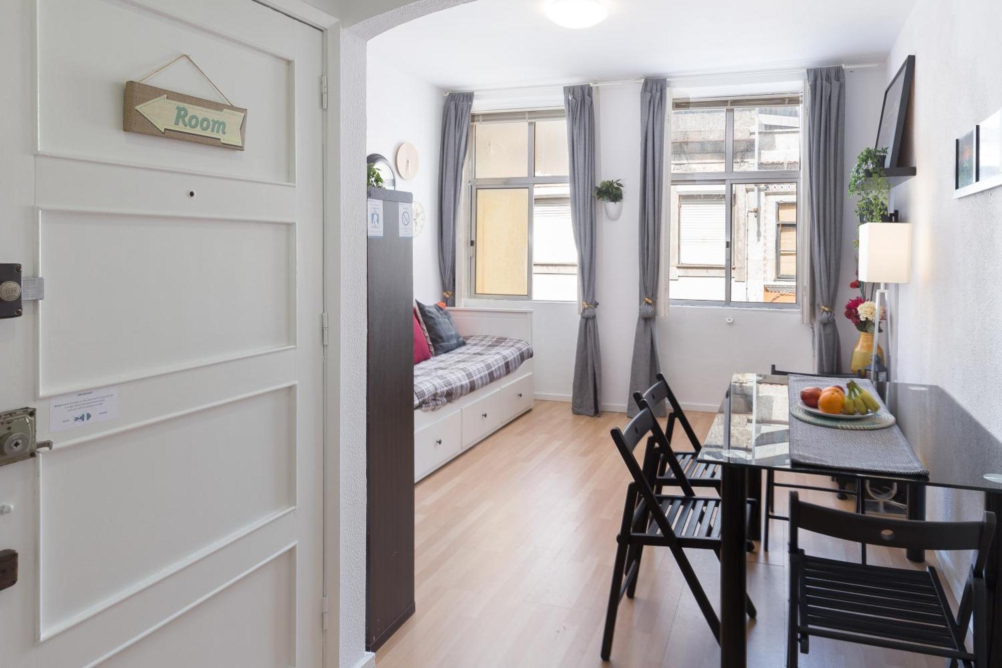 Host Wise - Large Flat W Terrace - Ace Location At Aliados Leilighet Porto Rom bilde